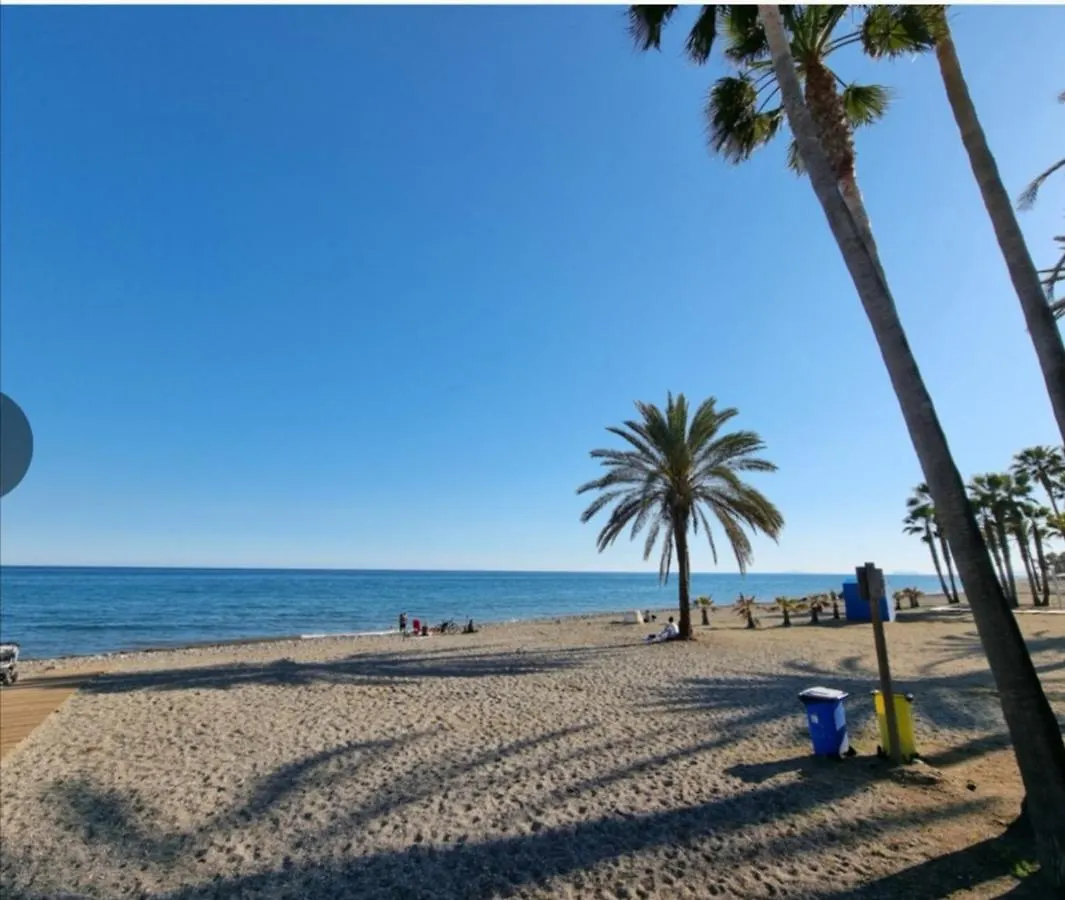 Junto Paseo Maritimo Piscinas Jardines Y Parking Apartment Marbella Spain