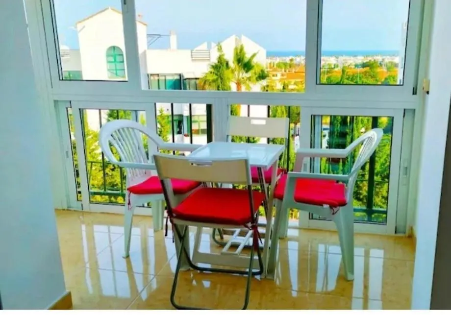 Junto Paseo Maritimo Piscinas Jardines Y Parking Apartment Marbella Spain