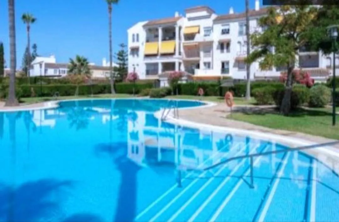 Junto Paseo Maritimo Piscinas Jardines Y Parking Apartment Marbella