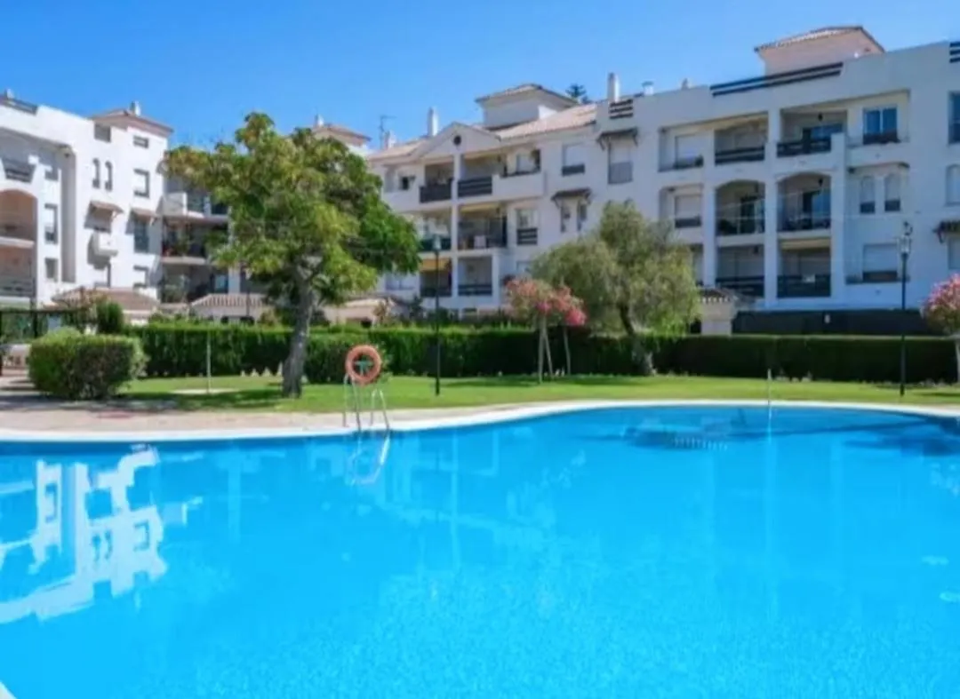 Junto Paseo Maritimo Piscinas Jardines Y Parking Apartment Marbella 0*,  Spain